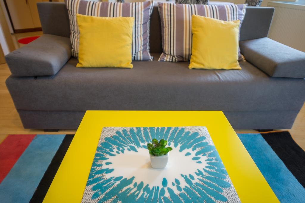 Blue Lake Apartment Zagreb Extérieur photo